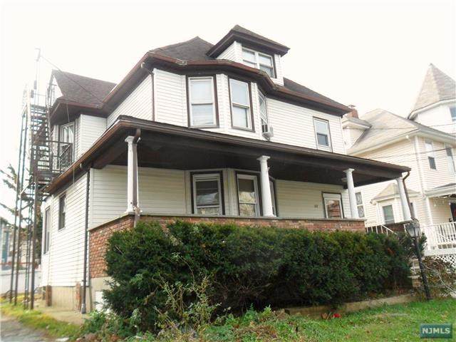 25 Hazelton Street - Photo 1