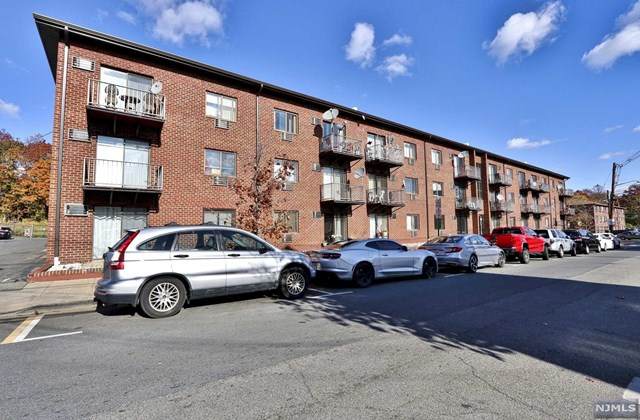550 Central Avenue - Photo 1
