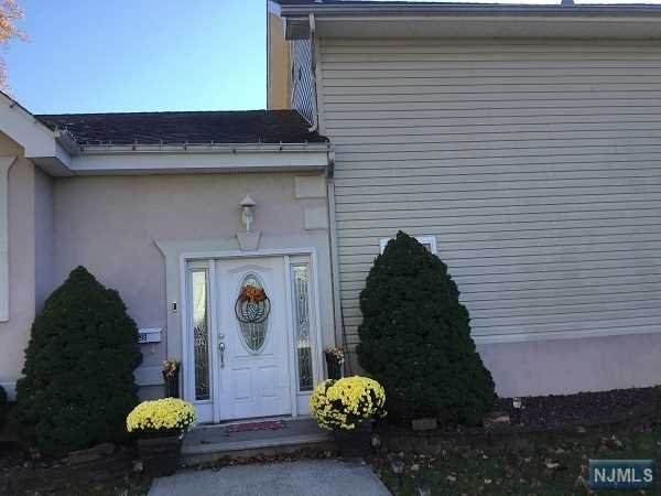 90 Union Avenue - Photo 1