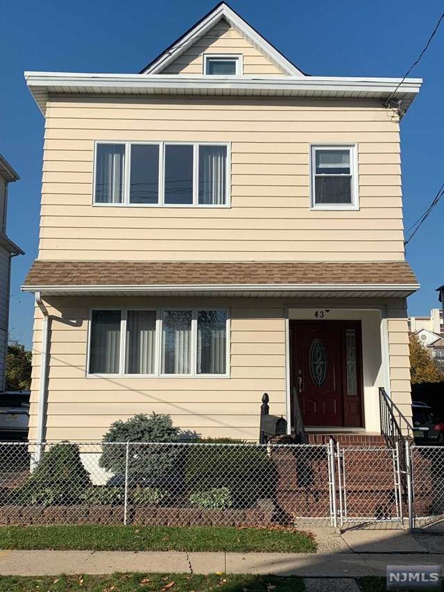 43 Lester Street - Photo 1