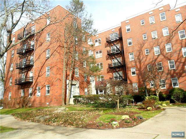 2350 Linwood Avenue - Photo 1