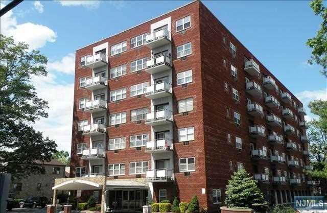 20 Jefferson Street - Photo 1