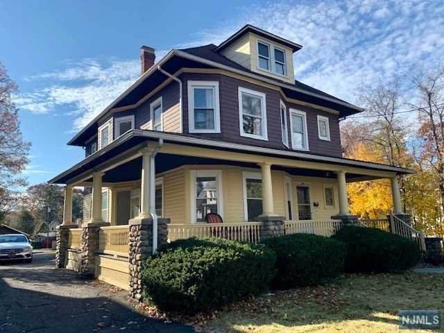 343 Godwin Avenue - Photo 1