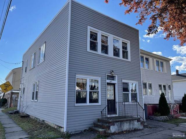 205 Broughton Avenue - Photo 1