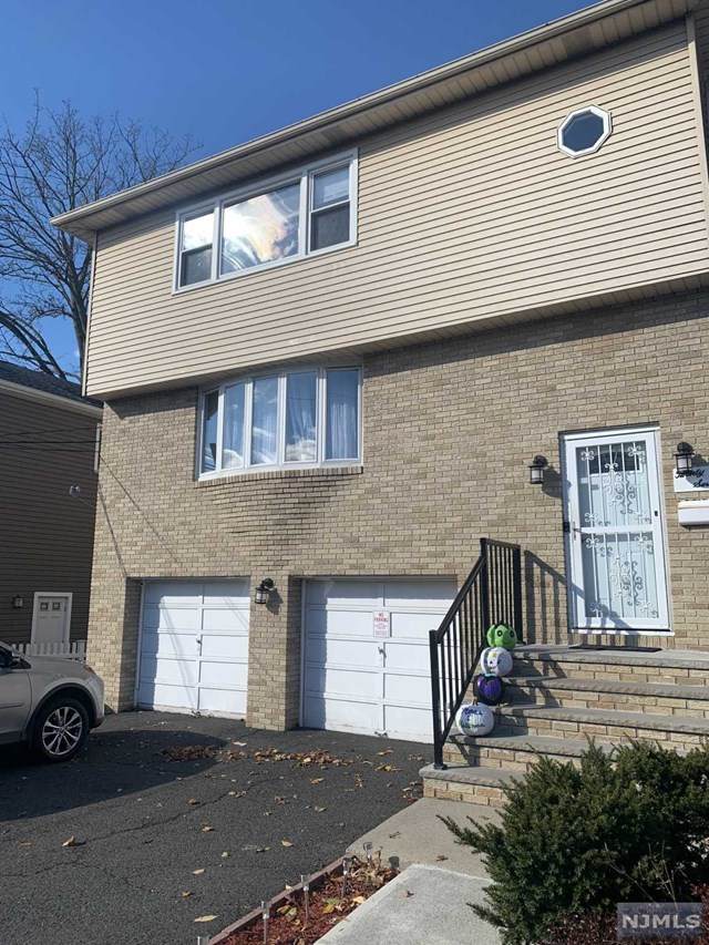 27 Boiling Springs Avenue - Photo 1