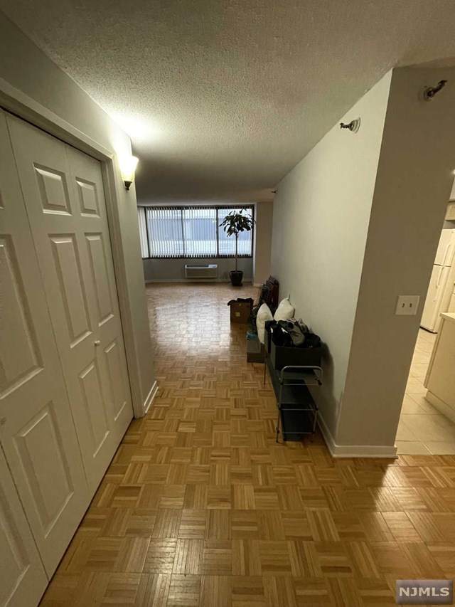 316 Prospect Avenue - Photo 1