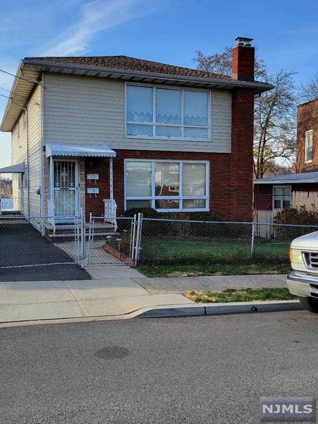 265 Lincoln Place - Photo 1