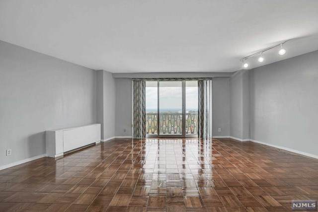 2000 Linwood Avenue - Photo 1