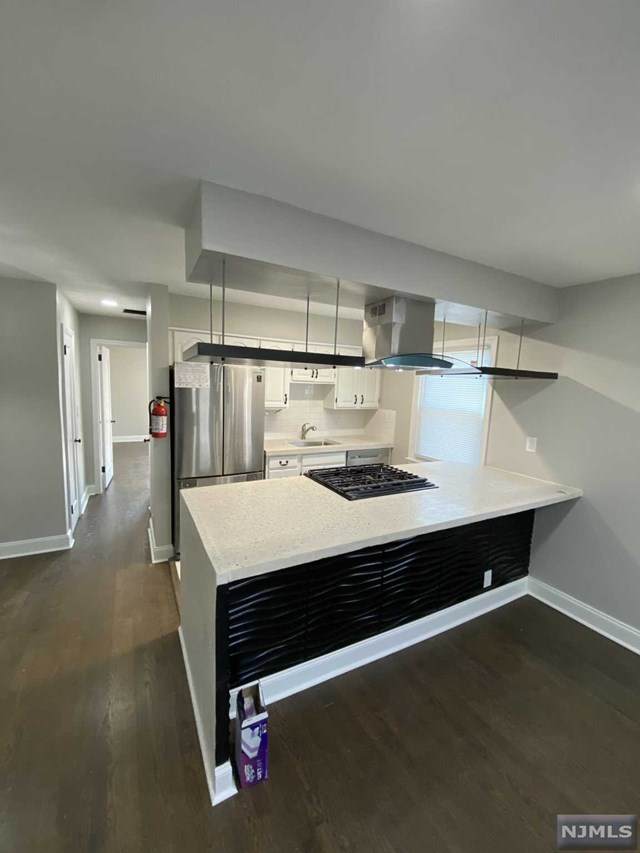 13 6th Street - Photo 1