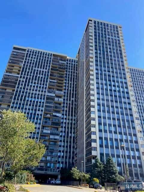 200 Winston Drive - Photo 1