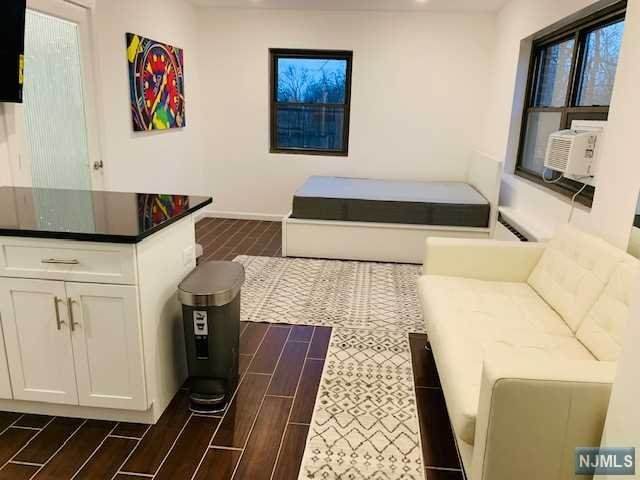 421 Park Place - Photo 1