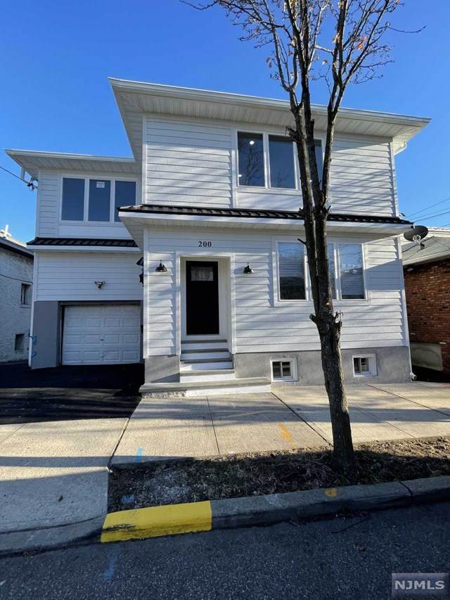 200 Westminster Place - Photo 1
