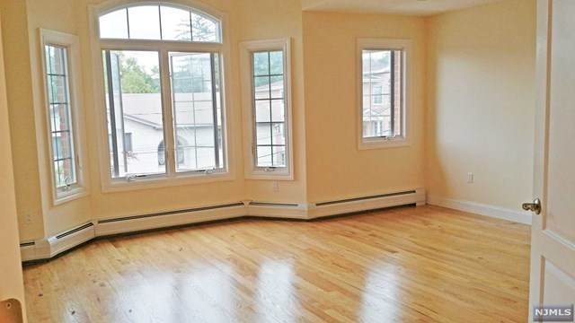 8 Ackerman Place - Photo 1