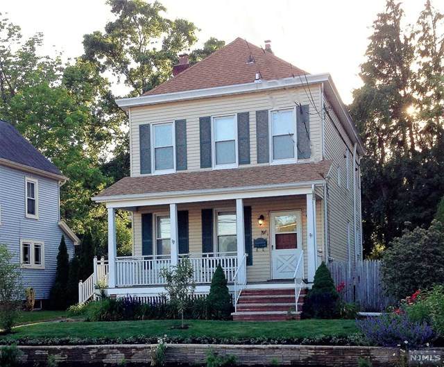 51 Sheridan Avenue - Photo 1