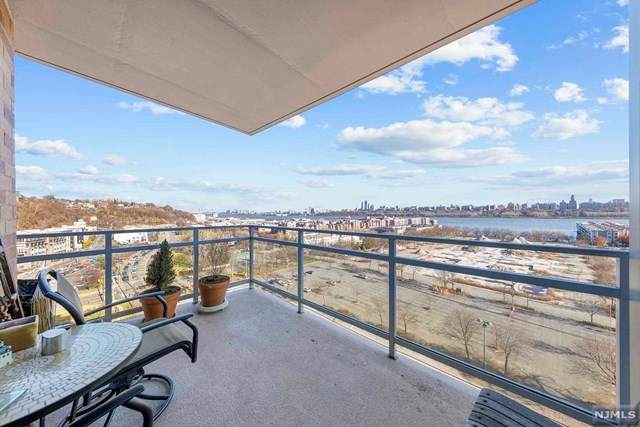 1226 Hudson Park - Photo 1