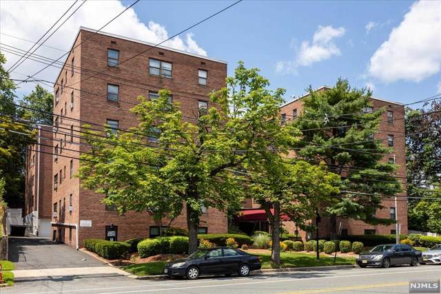 130 Orient Way - Photo 1