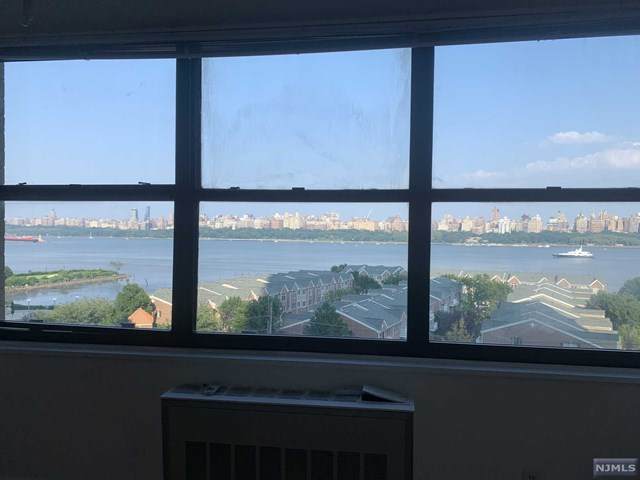7002 Boulevard East - Photo 1