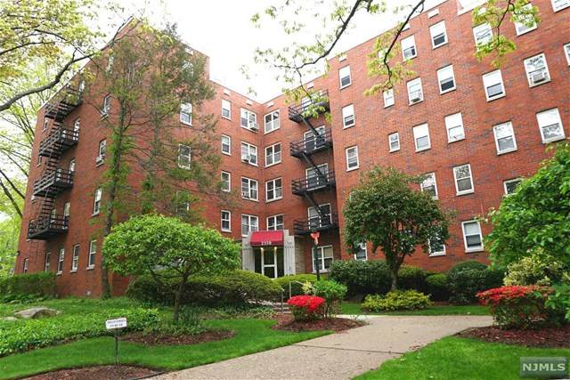 2350 Linwood Avenue - Photo 1