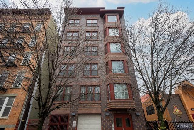 323 Jackson Street - Photo 1