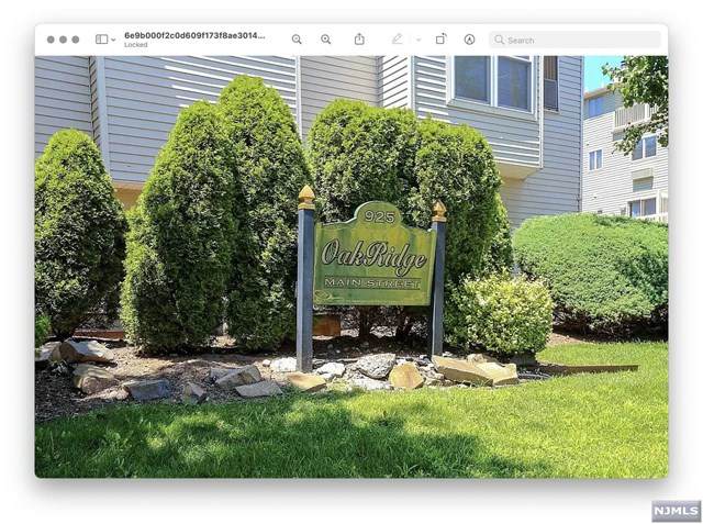 925 Main Street - Photo 1
