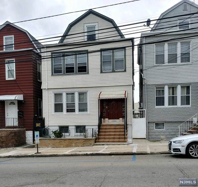 100 Bergen Avenue - Photo 1