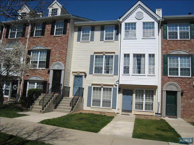781 Sassafras Court - Photo 1