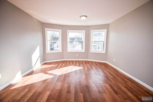 137 21st Street - Photo 1