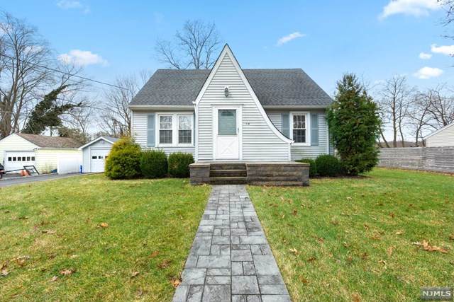 15 Valley View Avenue - Photo 1
