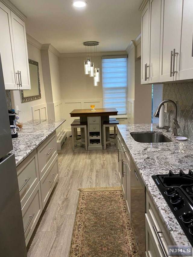 6 River Road - Photo 1