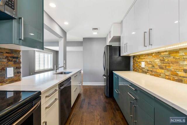 314 Palisade Avenue - Photo 1