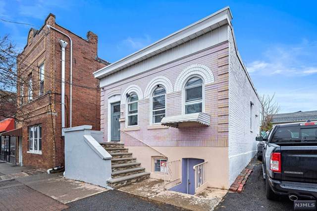 237 Harrison Avenue - Photo 1