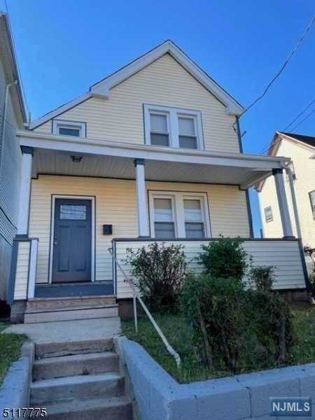 72 Chester Avenue - Photo 1