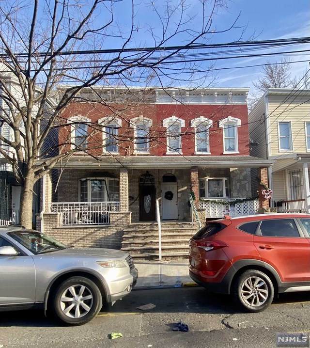 281 6th Street - Photo 1