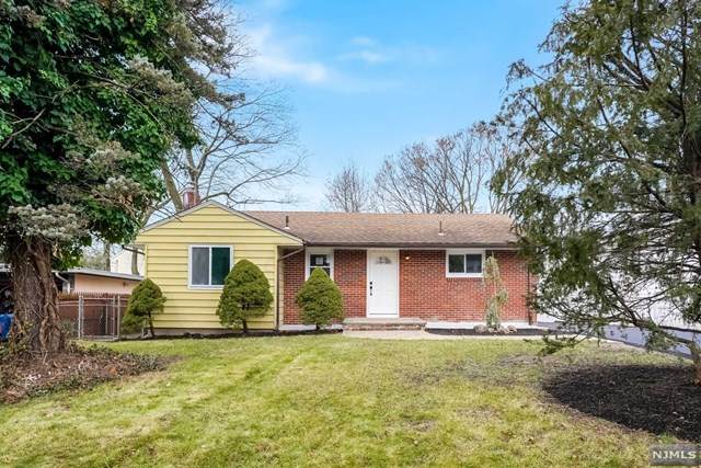 45 Mackay Avenue - Photo 1