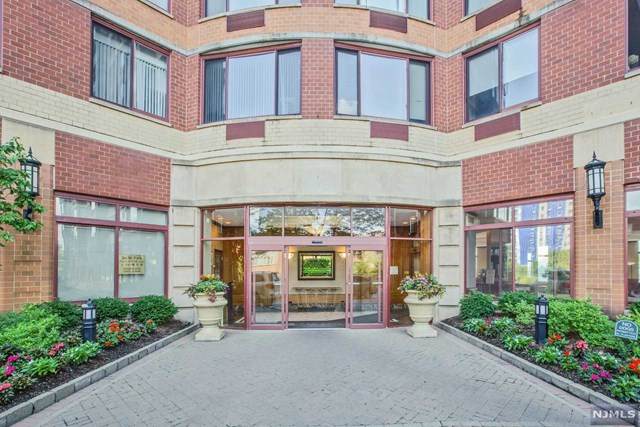 100 Old Palisade Road - Photo 1