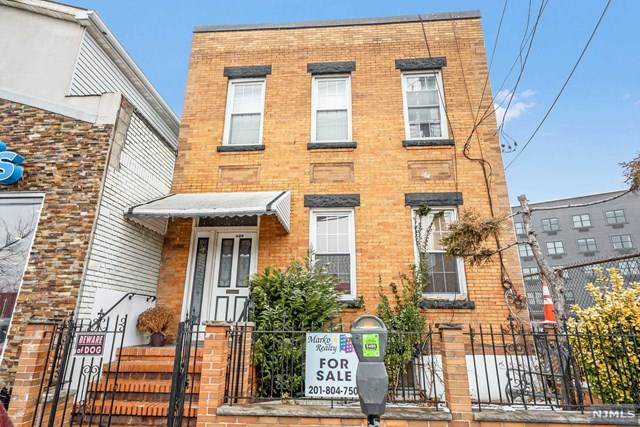 522 31st Street - Photo 1
