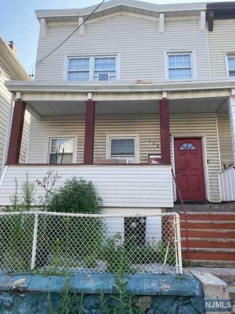164 Bartholdi Avenue - Photo 1