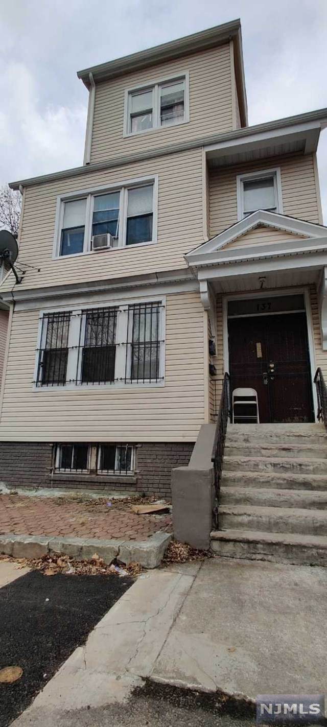 137 Dewey Street - Photo 1