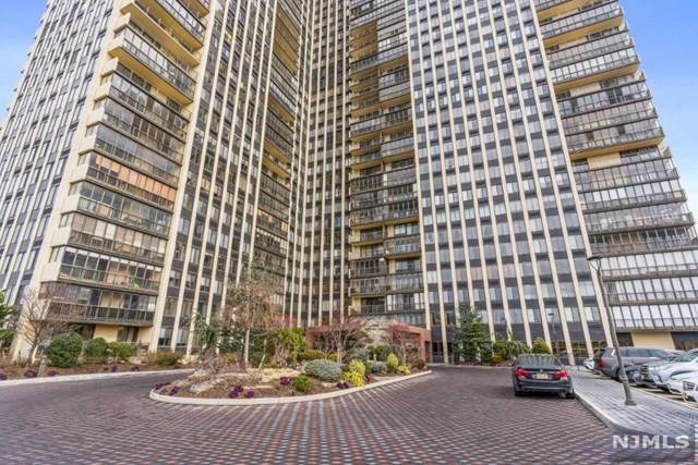 300 Winston Drive - Photo 1