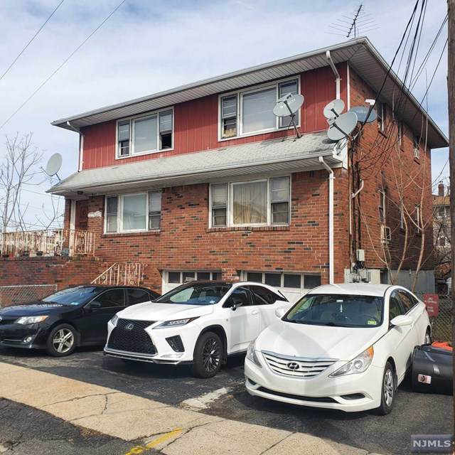 245 Washington Place - Photo 1