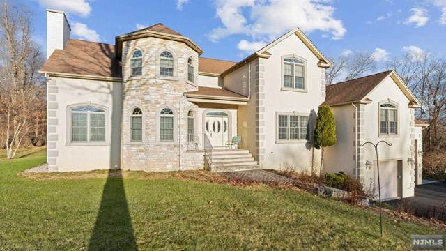 9 Heron Way - Photo 1