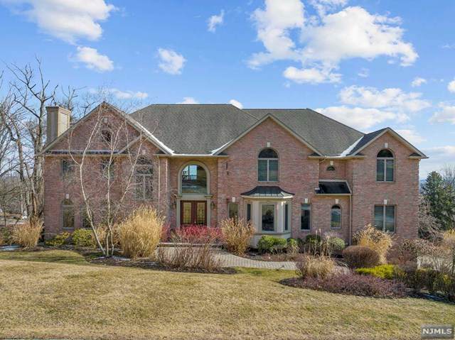 35 Gregory Avenue - Photo 1