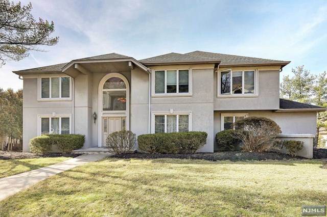 406 Crocus Hill - Photo 1
