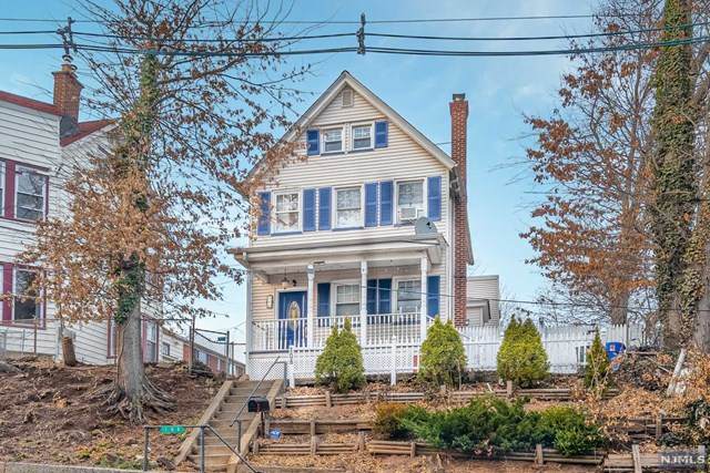 106 Belleville Avenue - Photo 1
