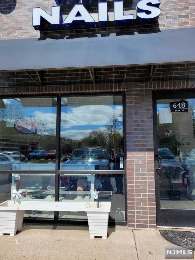 648 Godwin Avenue - Photo 1
