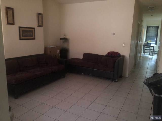 74-76 4th Street - Photo 1