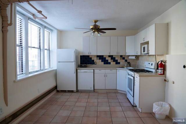 61 65th Street - Photo 1
