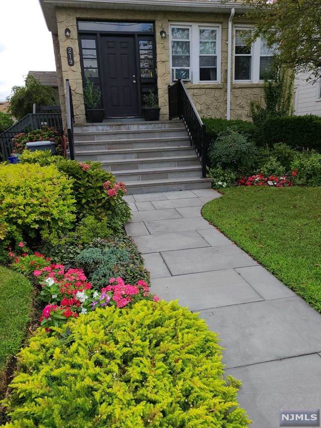 219 Mcelroy Avenue - Photo 1