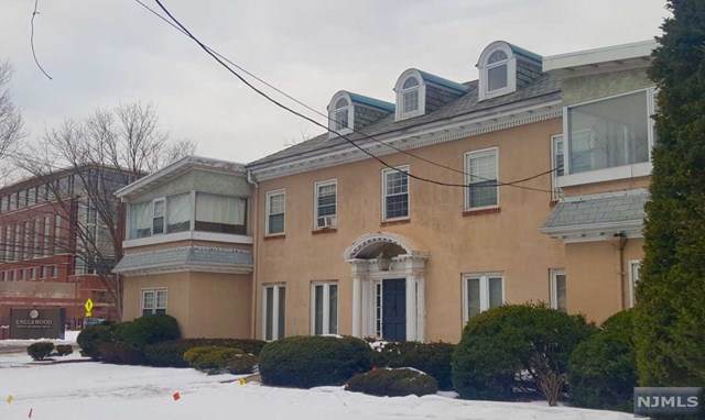61 Glenwood Road - Photo 1