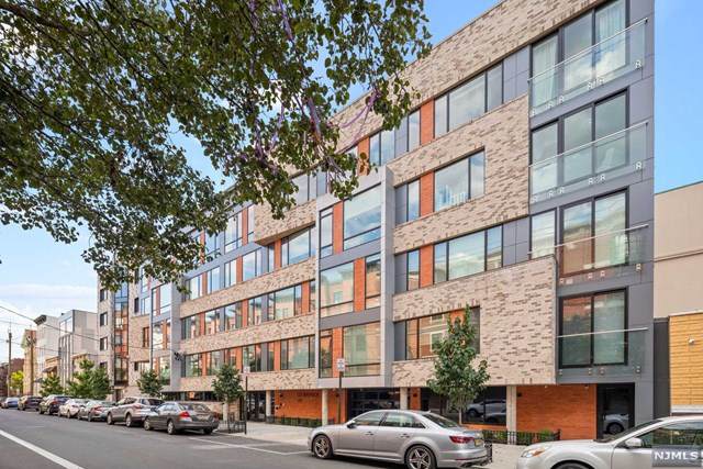 722 Jefferson Street - Photo 1